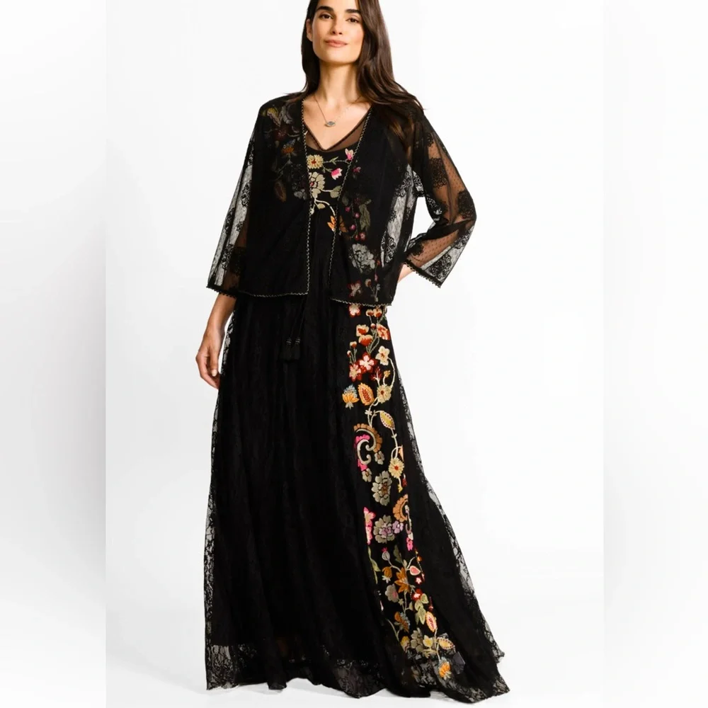 Johnny Was – Mertina Embroidered Mesh Dress 💖
Brand new with tags 🏷️ - Picture 4 of 7